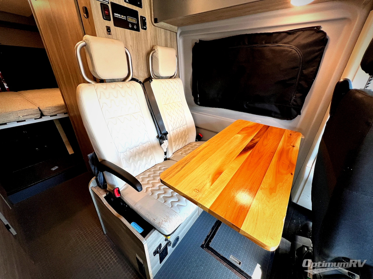 2022 Winnebago Solis 59PX Photo 10