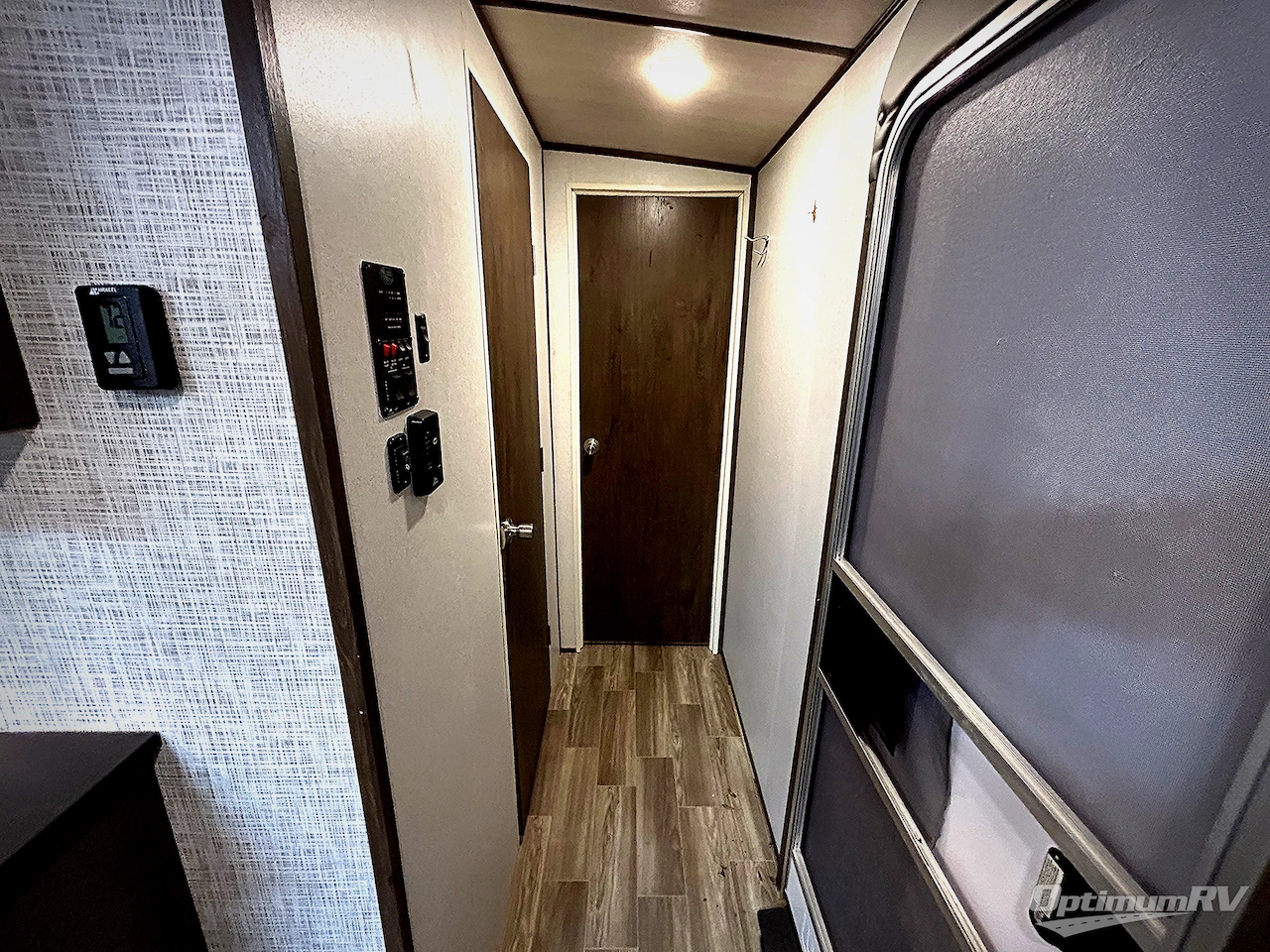 2019 Forest River Wildwood Heritage Glen LTZ 273RL Photo 7