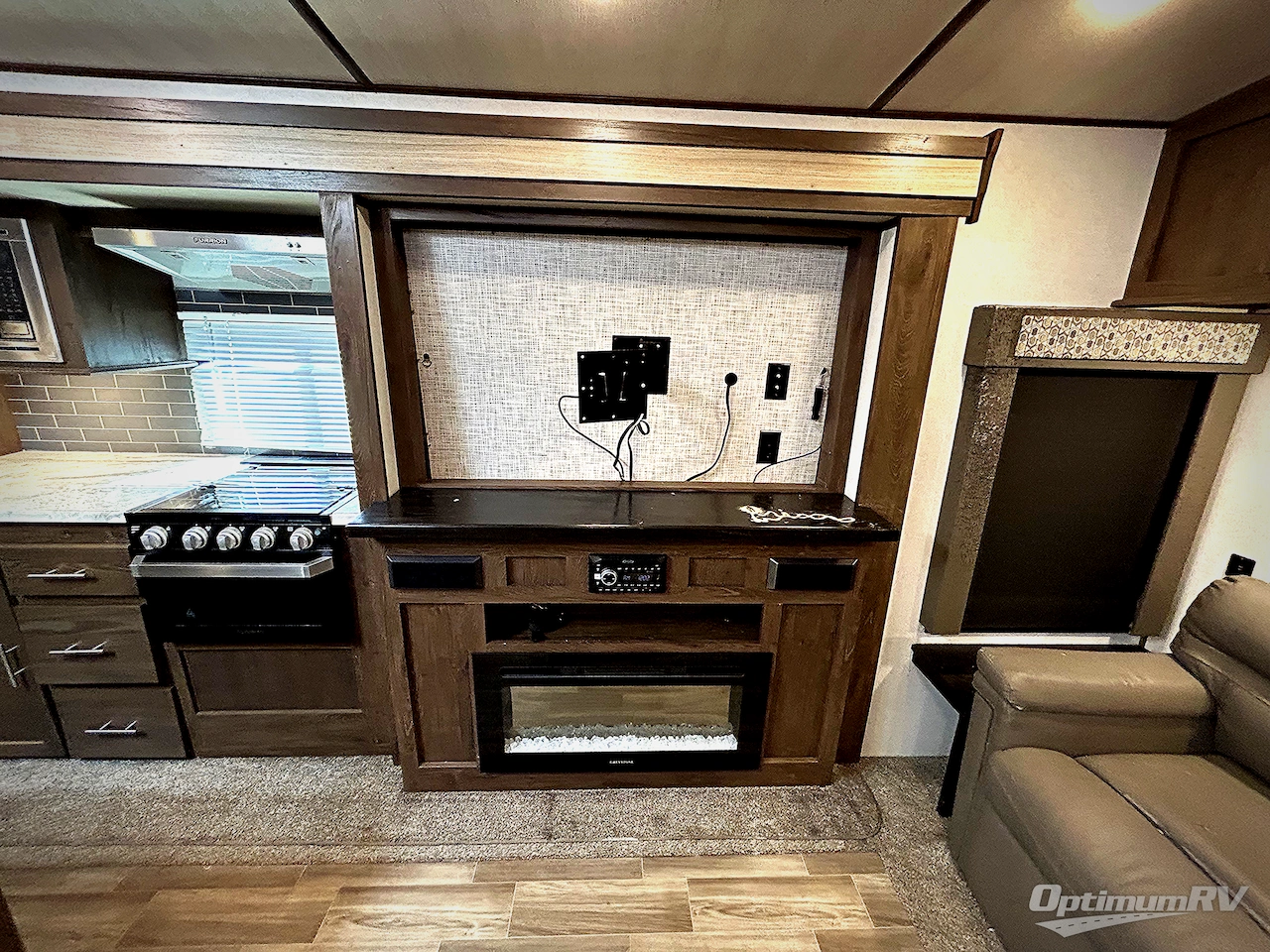 2019 Forest River Wildwood Heritage Glen LTZ 273RL Photo 14