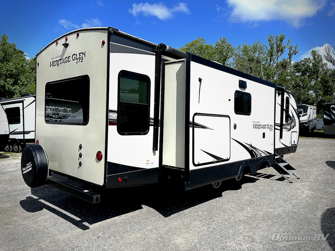 2019 Forest River Wildwood Heritage Glen LTZ 273RL Photo 2