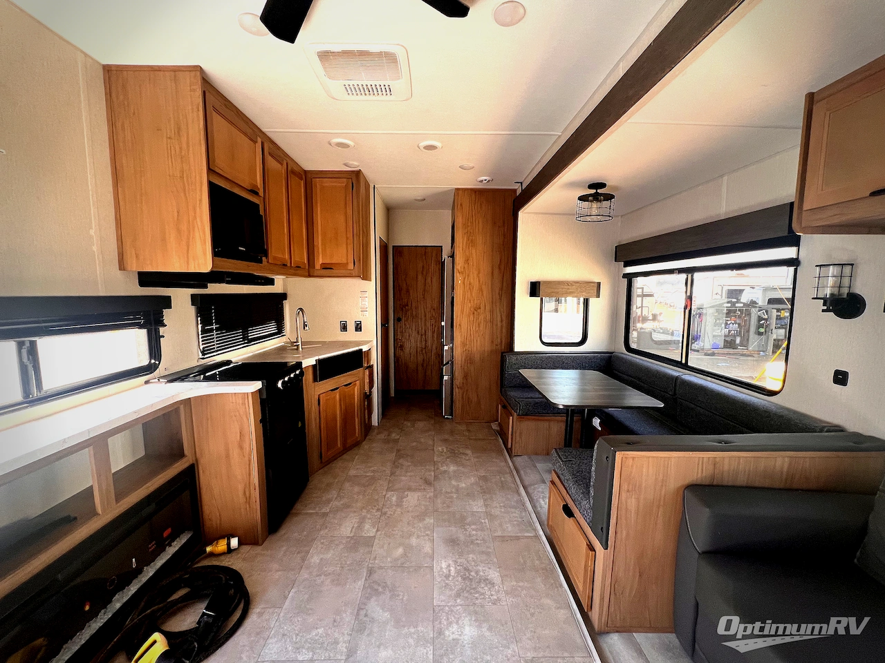 2024 Forest River Timberwolf 39TN Photo 4