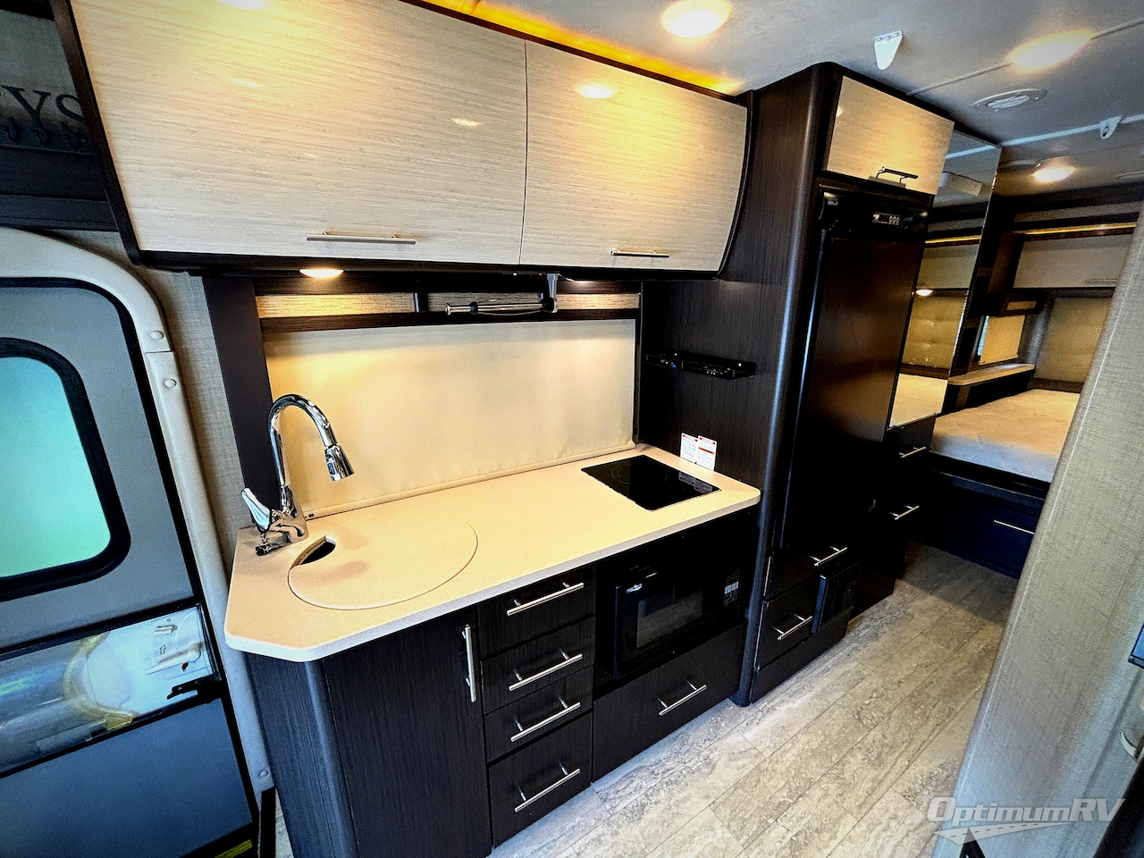 2018 Thor Gemini 24TF Photo 6