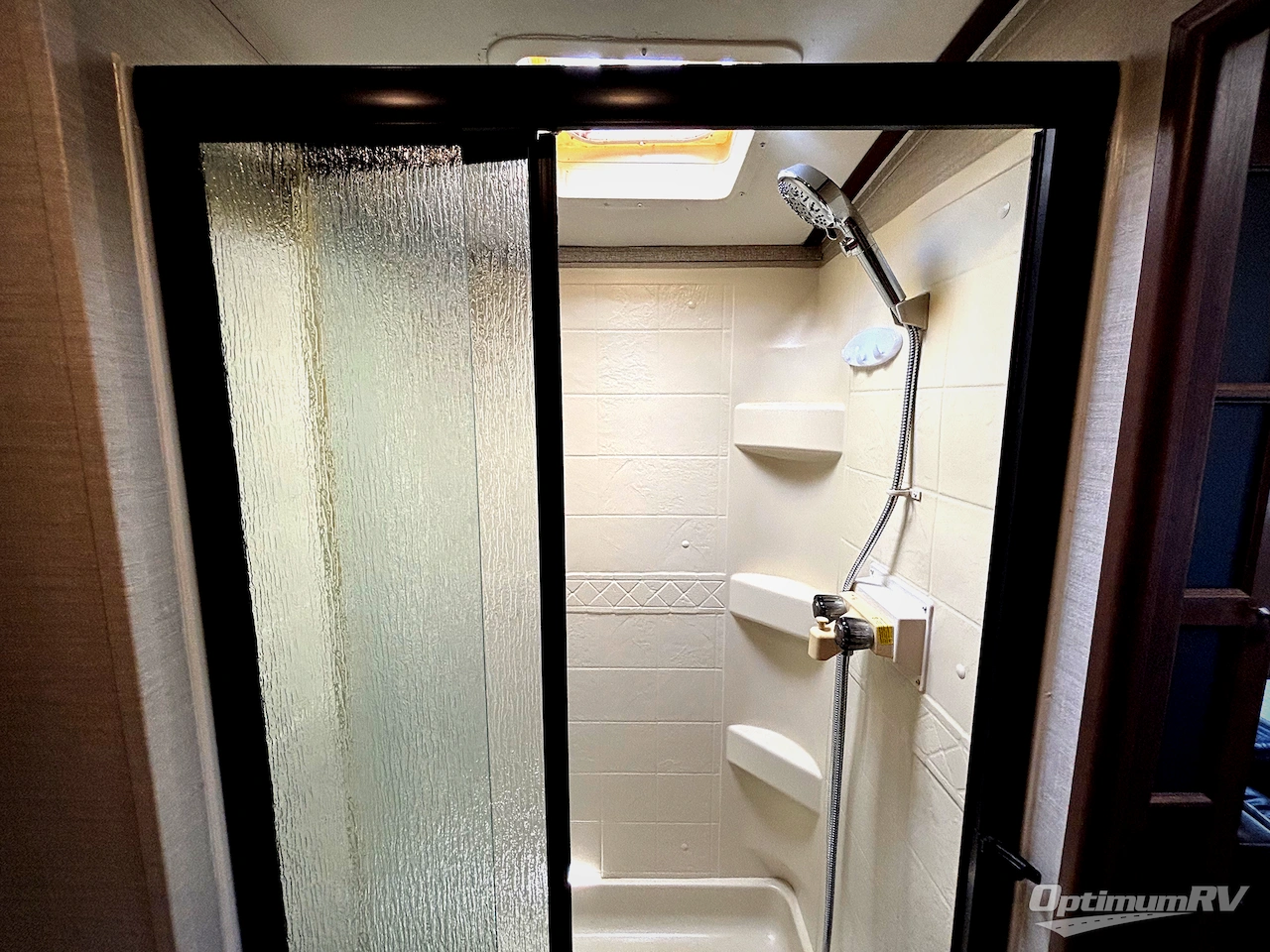 2017 Keystone Premier Ultra Lite 22RBPR Photo 10