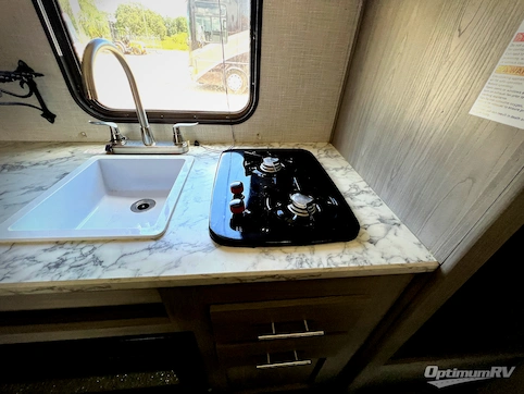 2023 Dutchmen Coleman 17B RV Photo 3