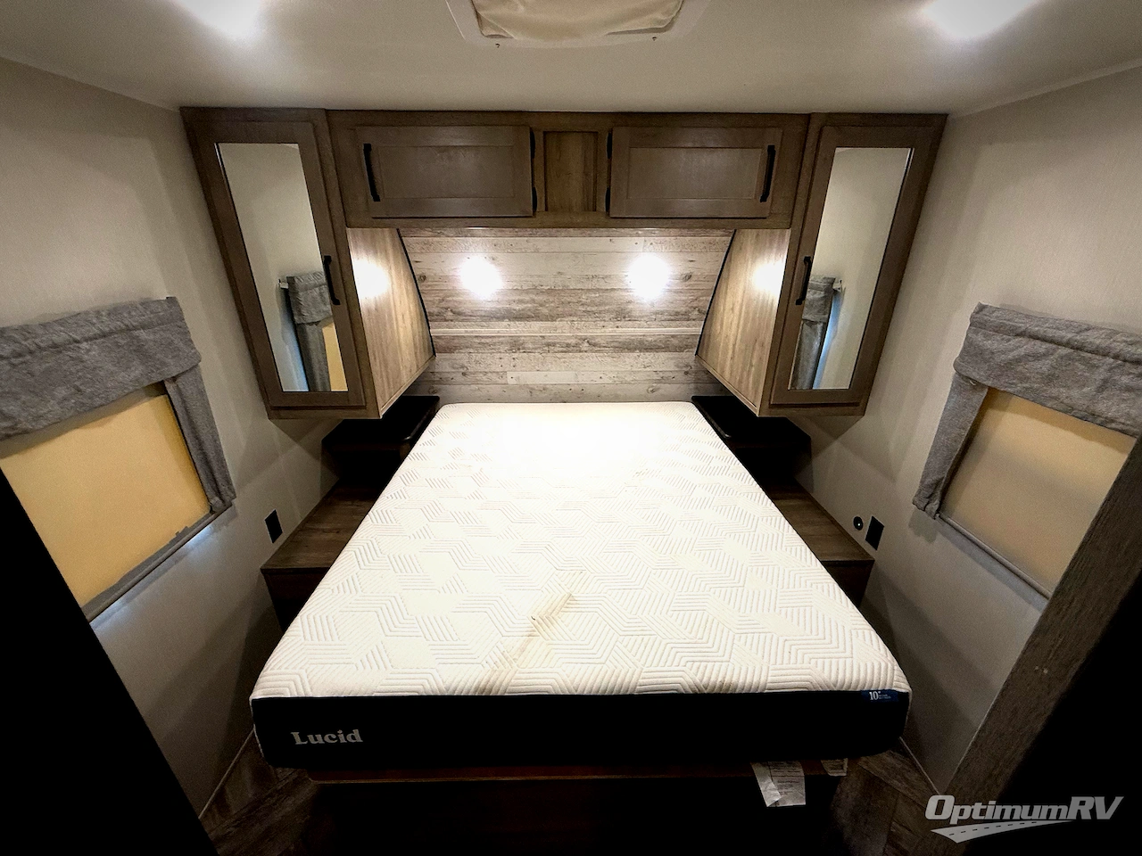 2023 Palomino Puma 28BHFQ Photo 10