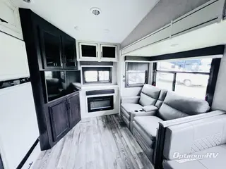 2022 Jayco Eagle HT 24RE RV Photo 2