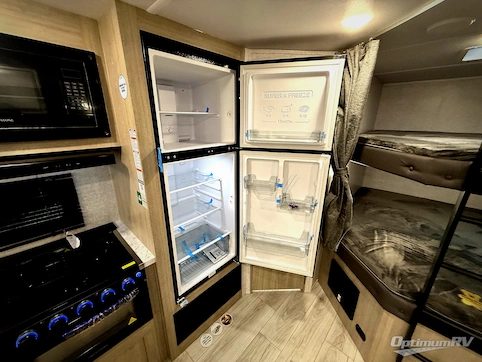 2026 East To West Della Terra 275BH RV Photo 3