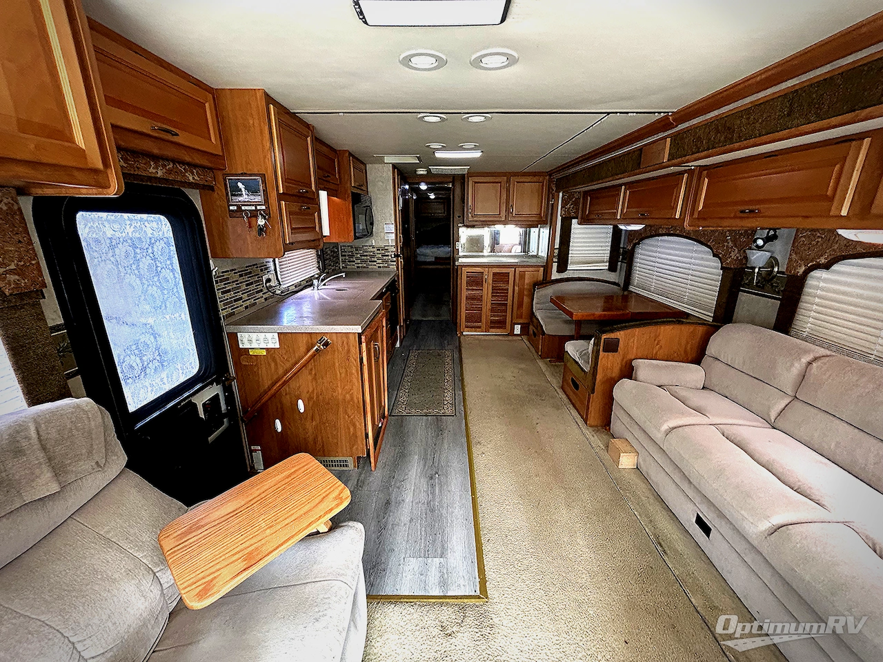 2006 Fleetwood Bounder Diesel 39Z Photo 8