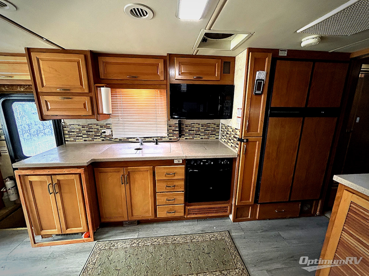 2006 Fleetwood Bounder Diesel 39Z Photo 10