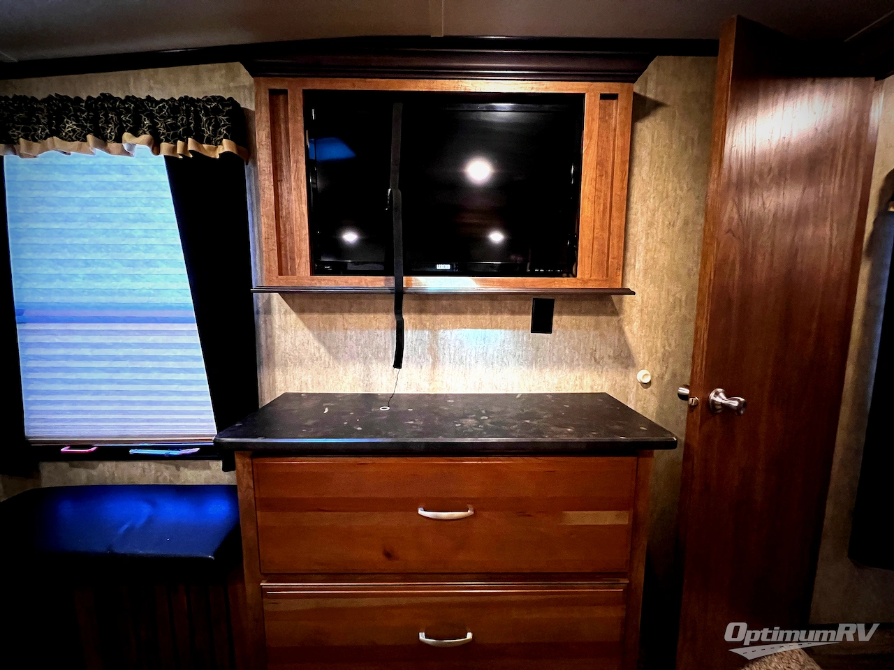 2016 Keystone Montana High Country 310RE Photo 29