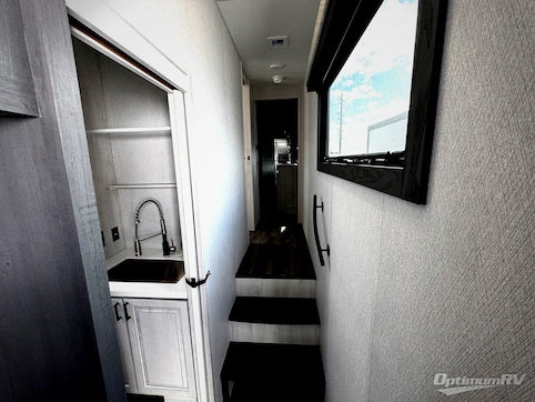 2026 East To West Ahara 383UR RV Photo 4