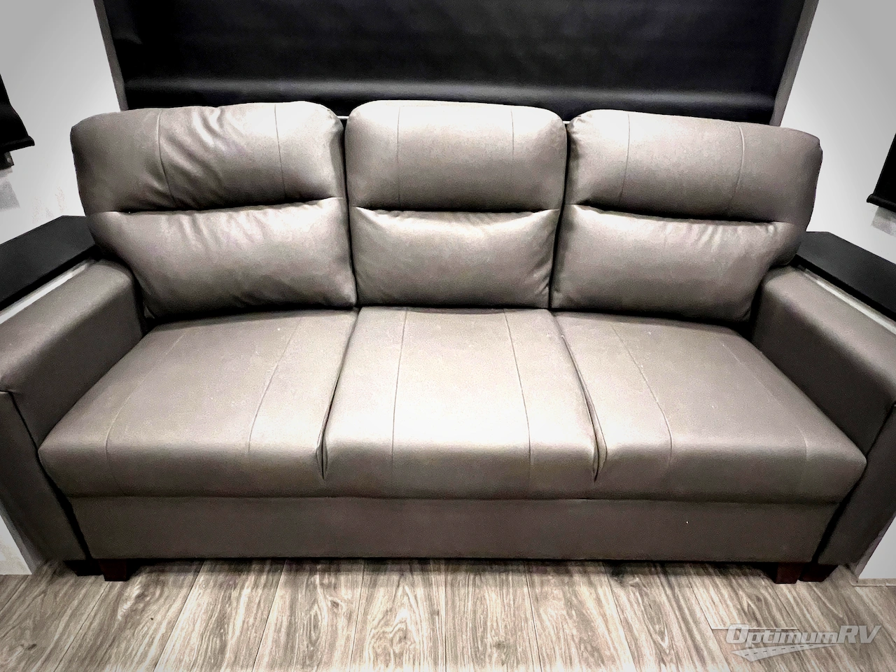 2026 East To West Ahara 383UR Photo 10