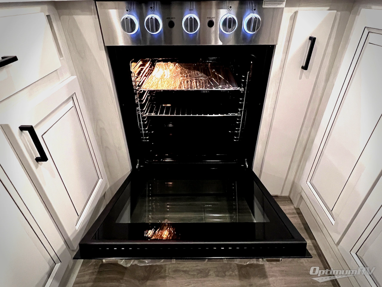 2026 East To West Ahara 383UR Photo 23