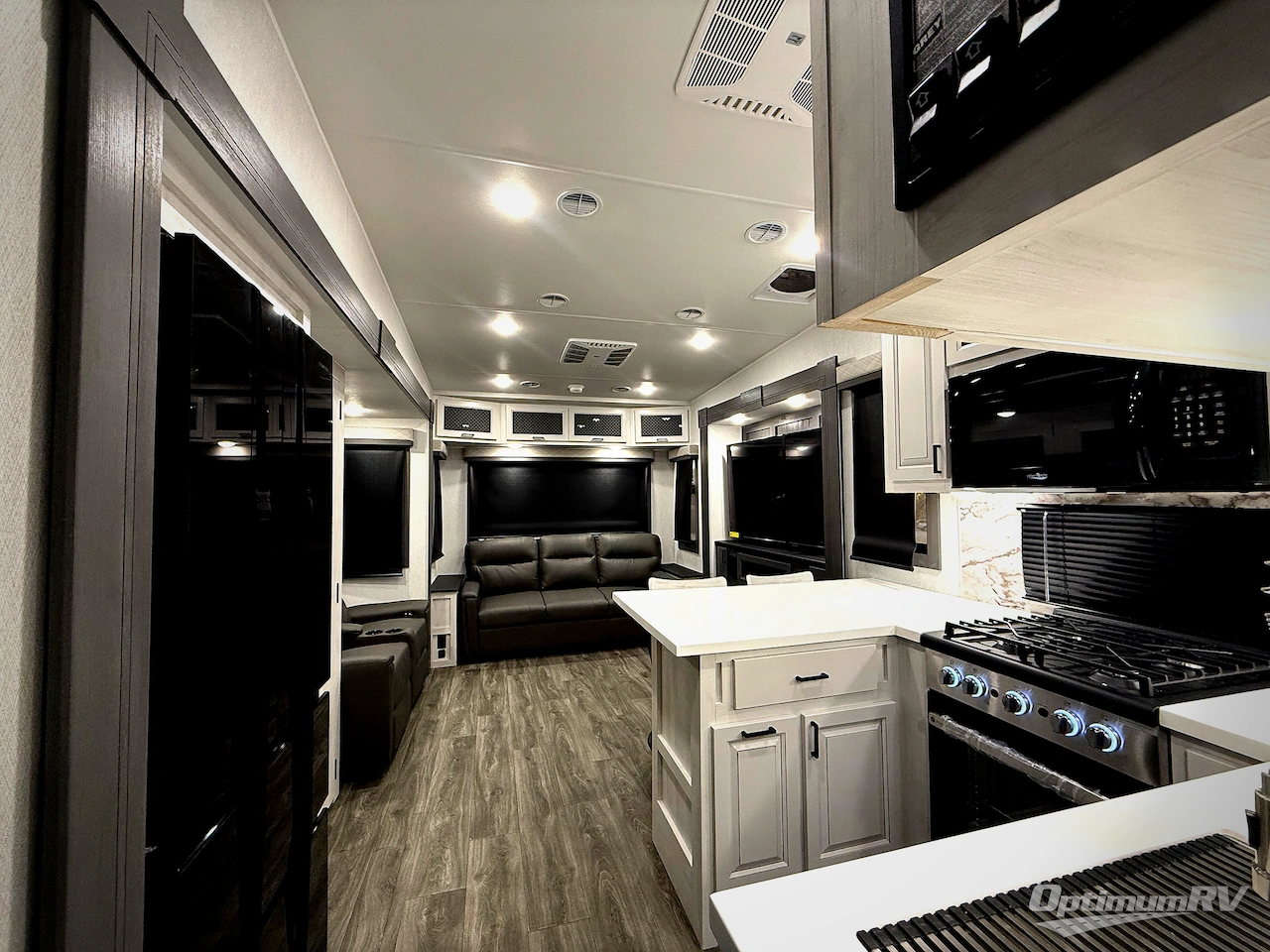 2026 East To West Ahara 383UR Photo 3