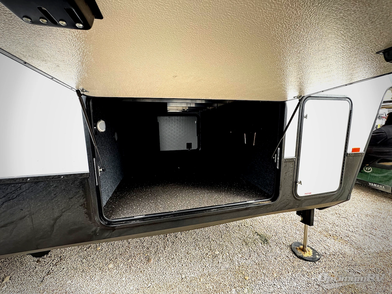 2026 East To West Ahara 383UR Photo 2