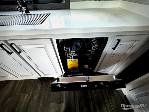 2026 East To West Ahara 395FB RV Photo 4