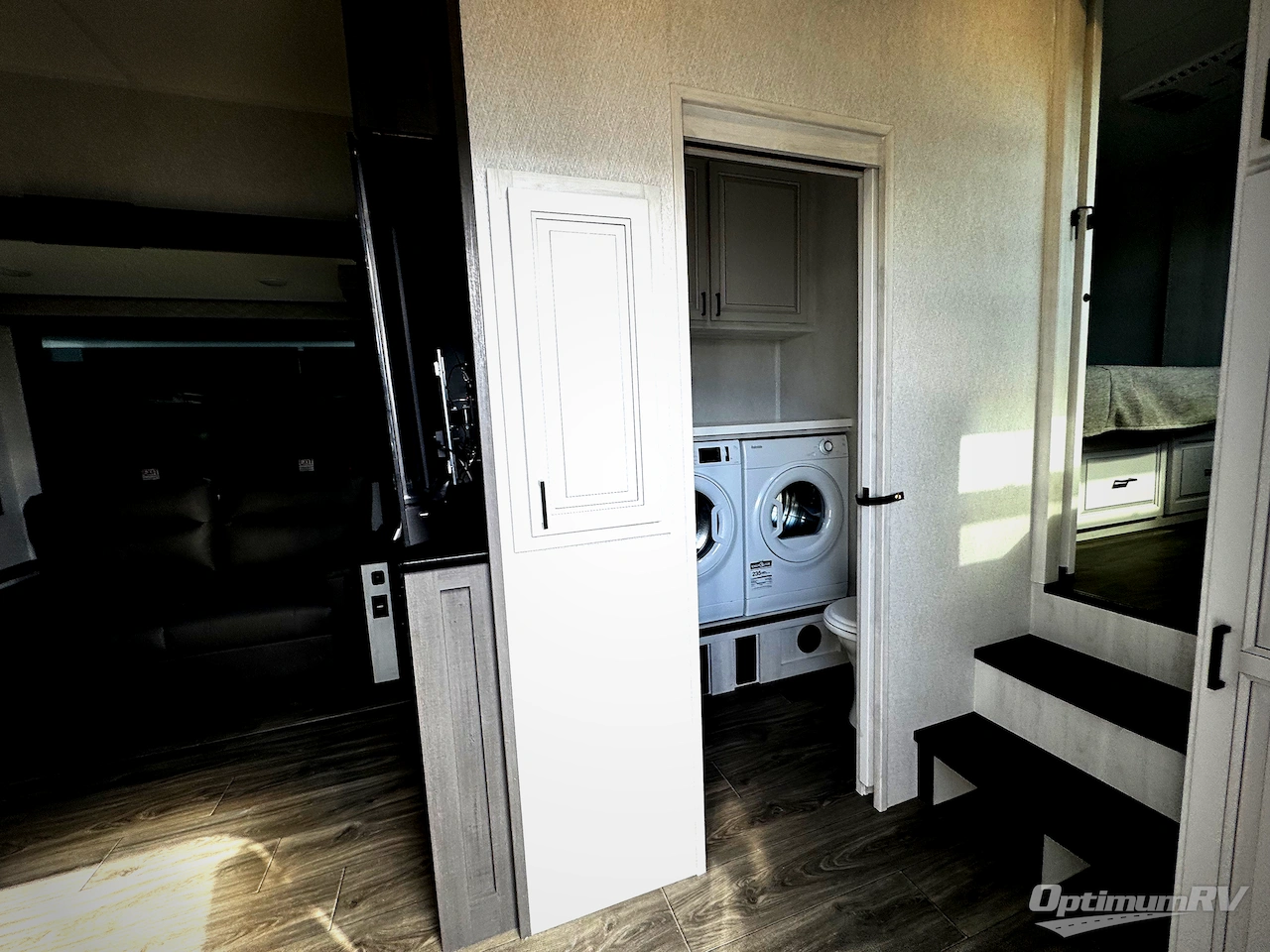 2026 East To West Ahara 395FB Photo 3