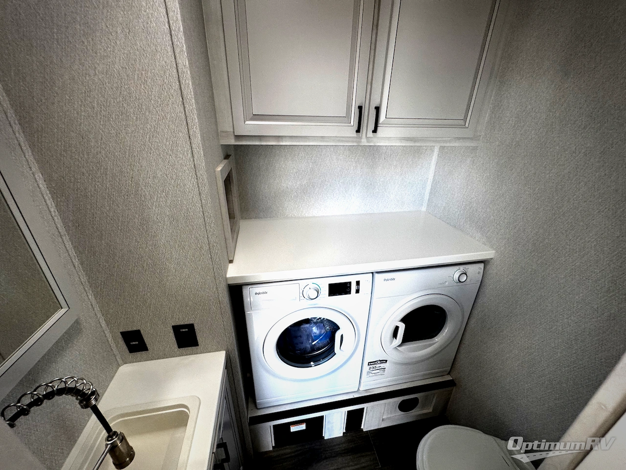 2026 East To West Ahara 395FB Photo 4