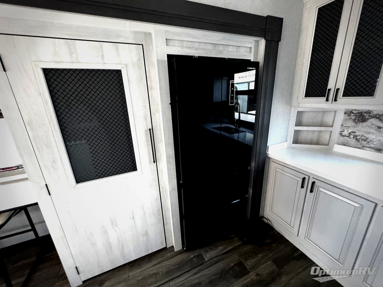 2026 East To West Ahara 395FB Photo 20