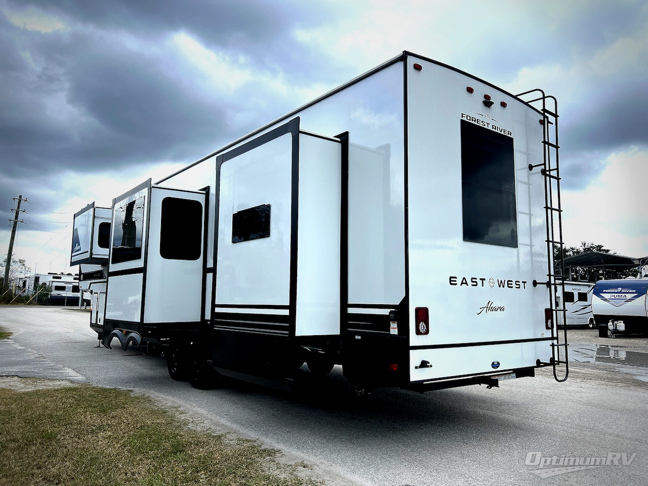 2026 East To West Ahara 395FB Photo 2