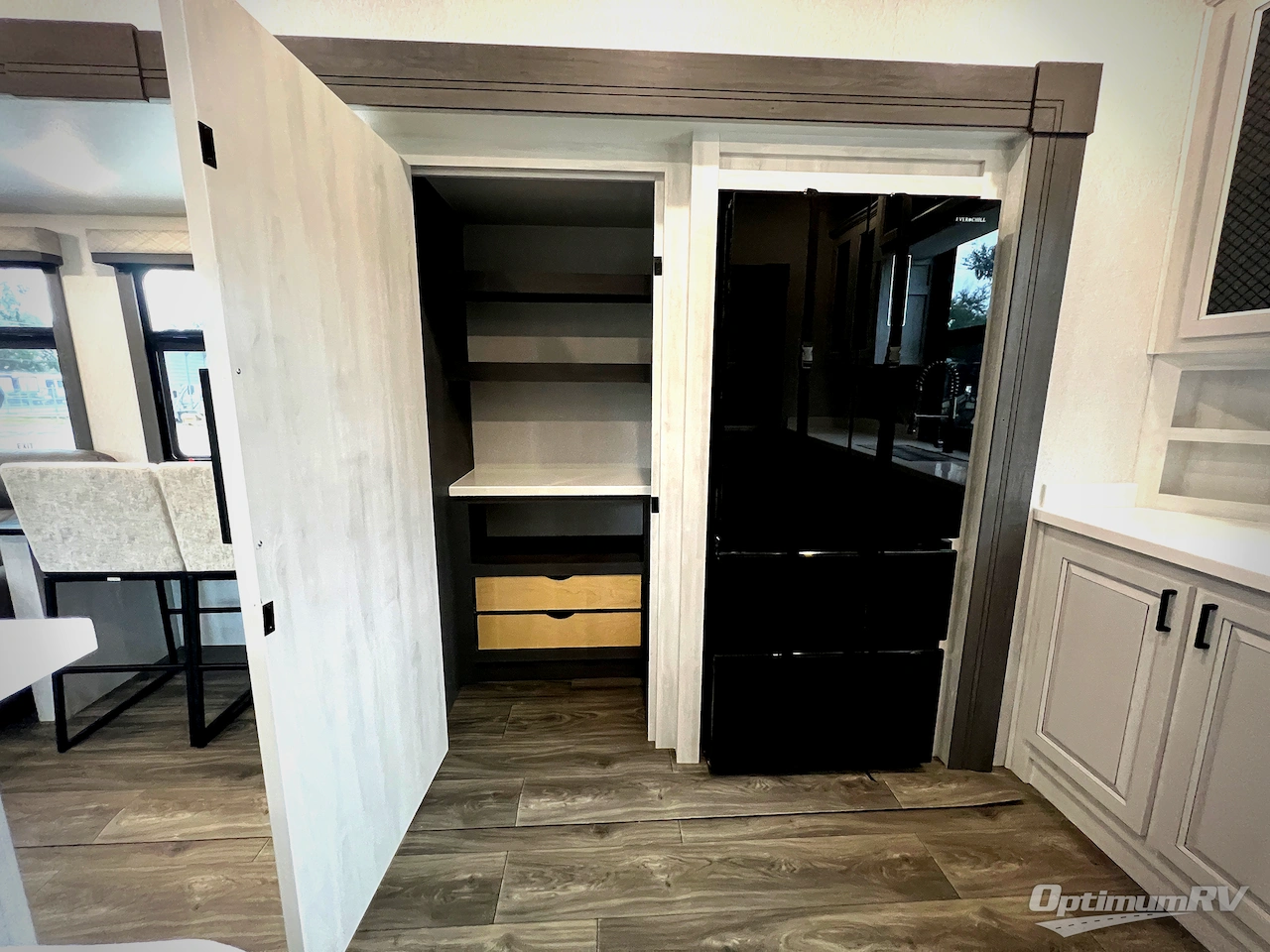 2026 East To West Ahara 395FB Photo 16