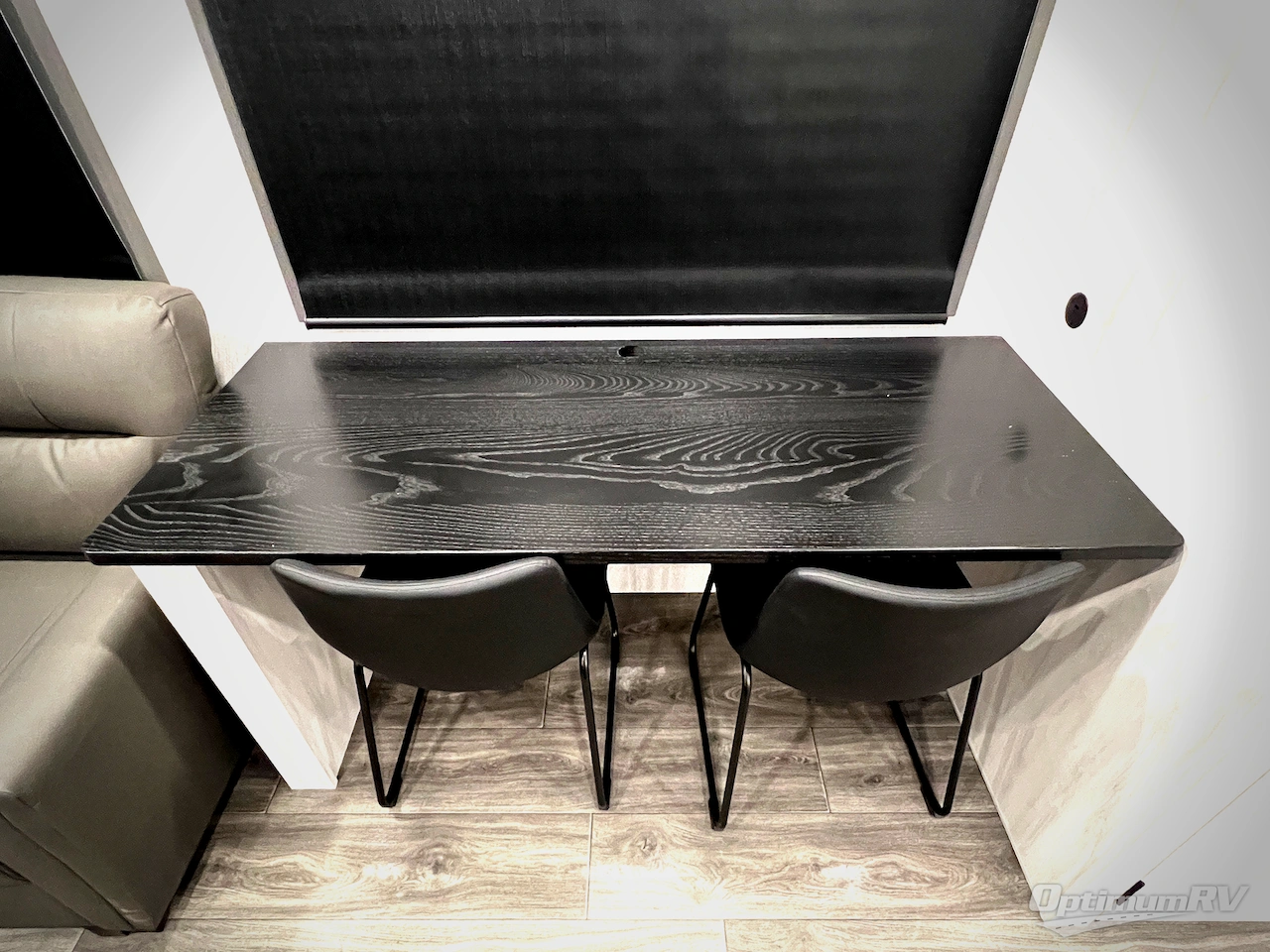 2026 East To West Ahara 395FB Photo 4