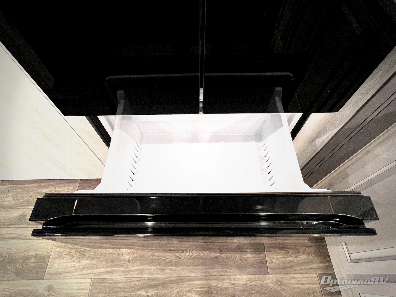 2026 East To West Ahara 395FB Photo 11