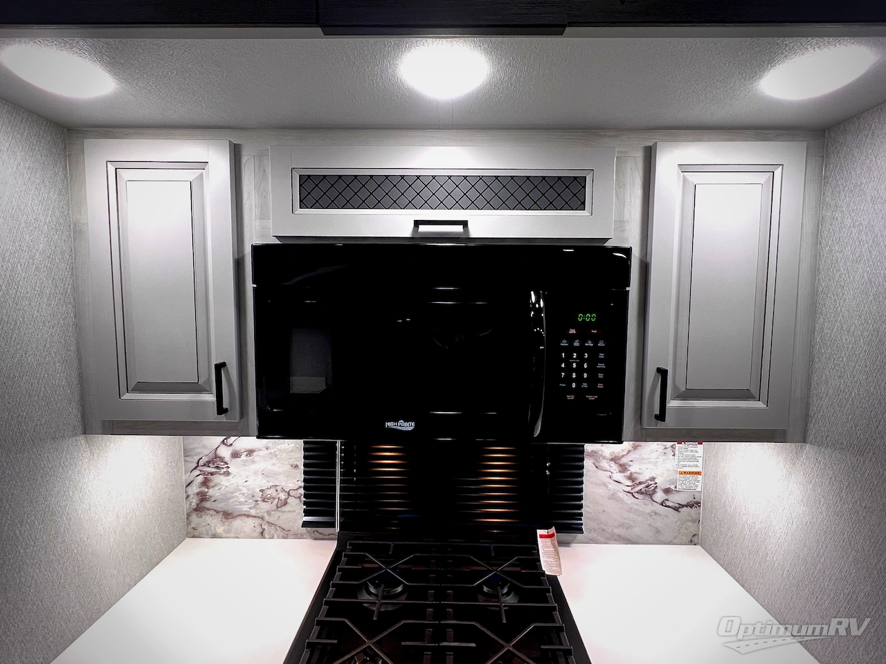 2026 East To West Ahara 395FB Photo 23