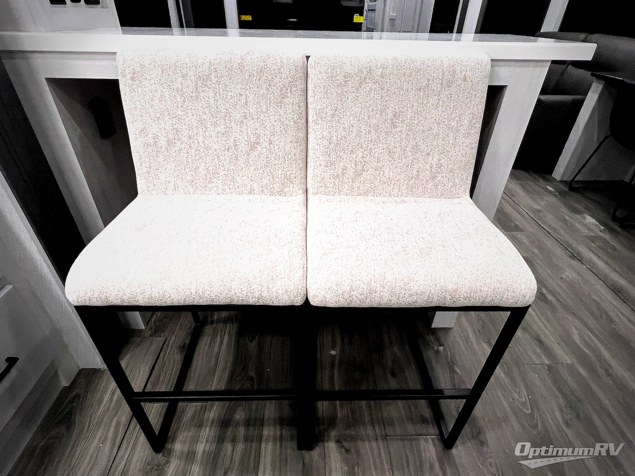 2026 East To West Ahara 395FB Photo 28