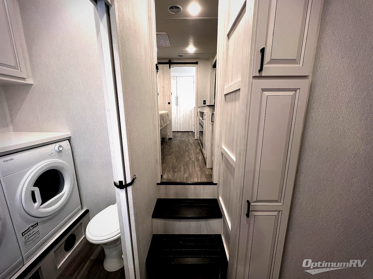 2026 East To West Ahara 395FB Photo 57