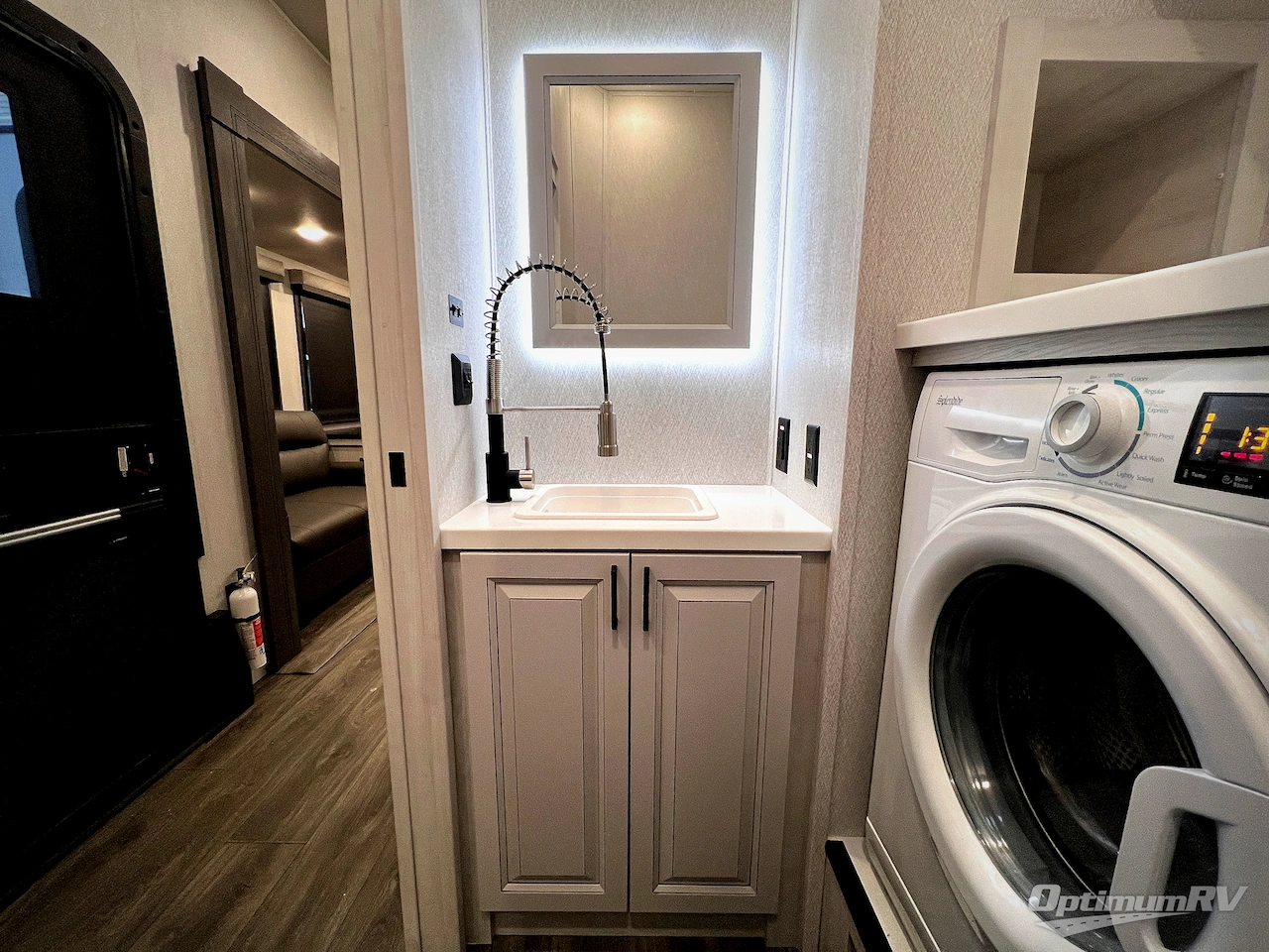 2026 East To West Ahara 395FB Photo 51