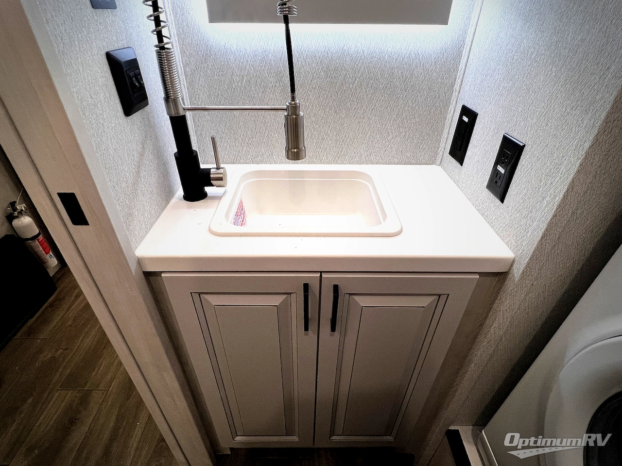 2026 East To West Ahara 395FB Photo 52