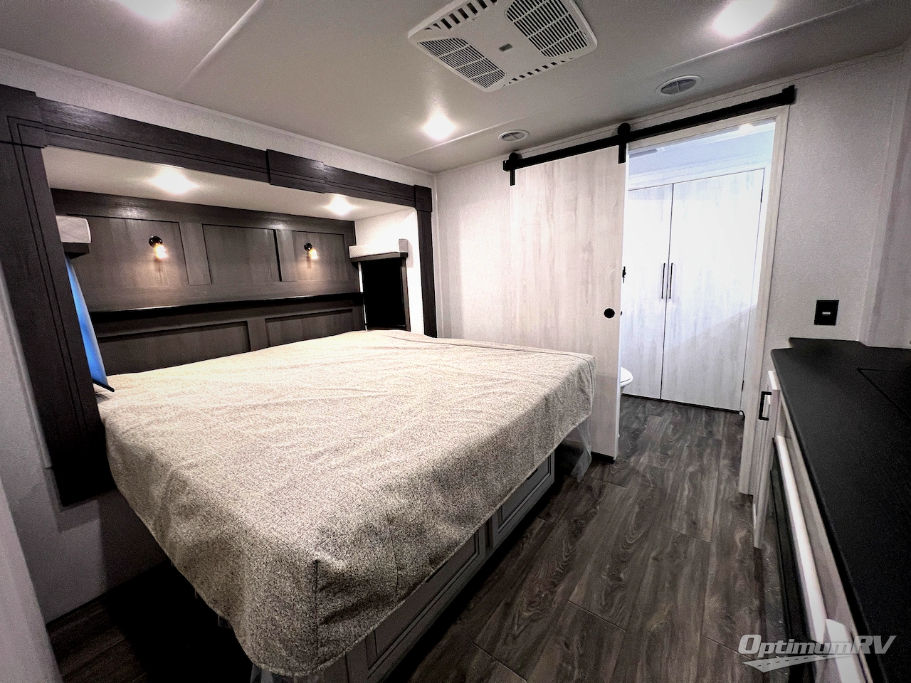 2026 East To West Ahara 395FB Photo 58