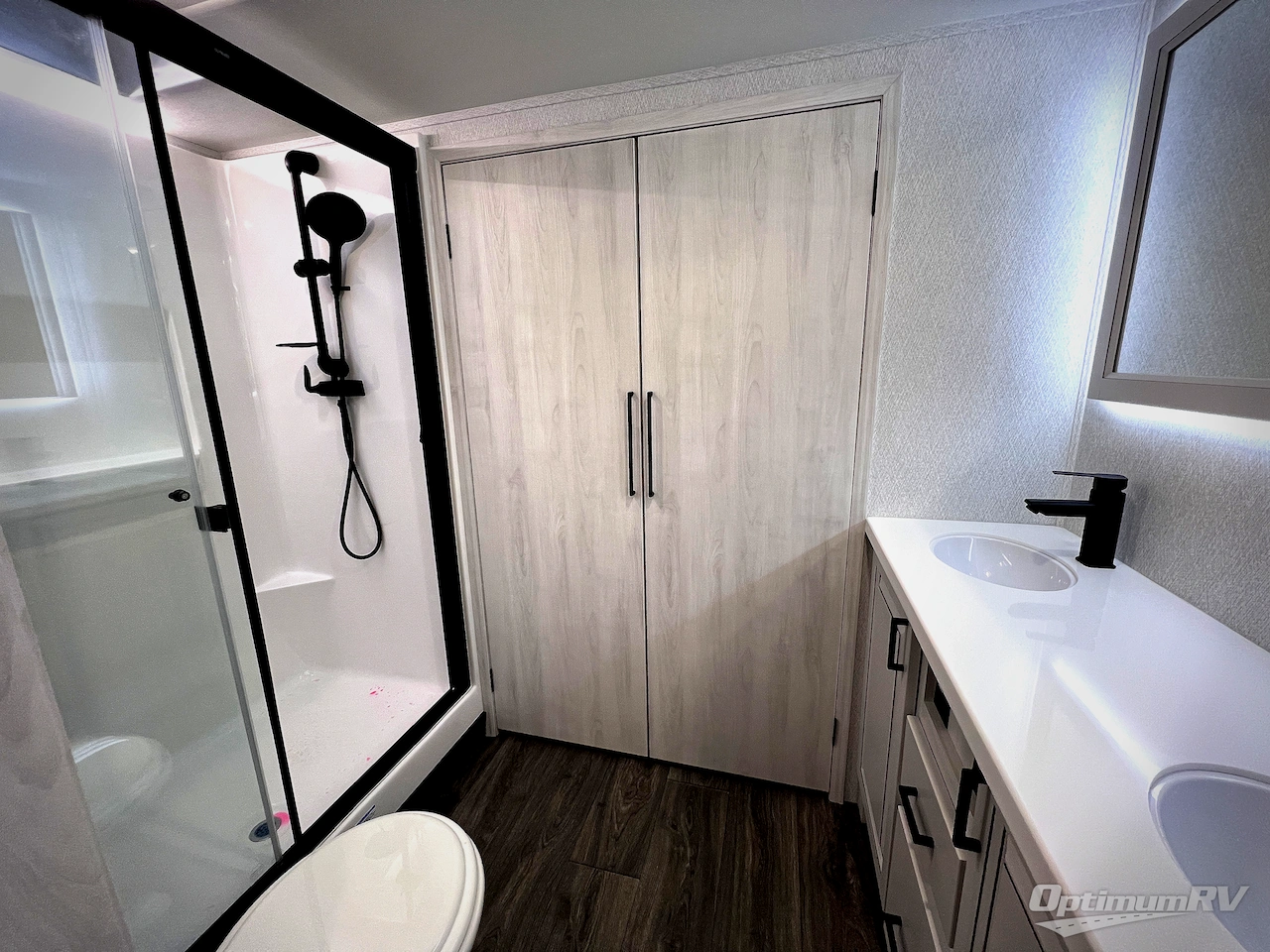 2026 East To West Ahara 395FB Photo 66