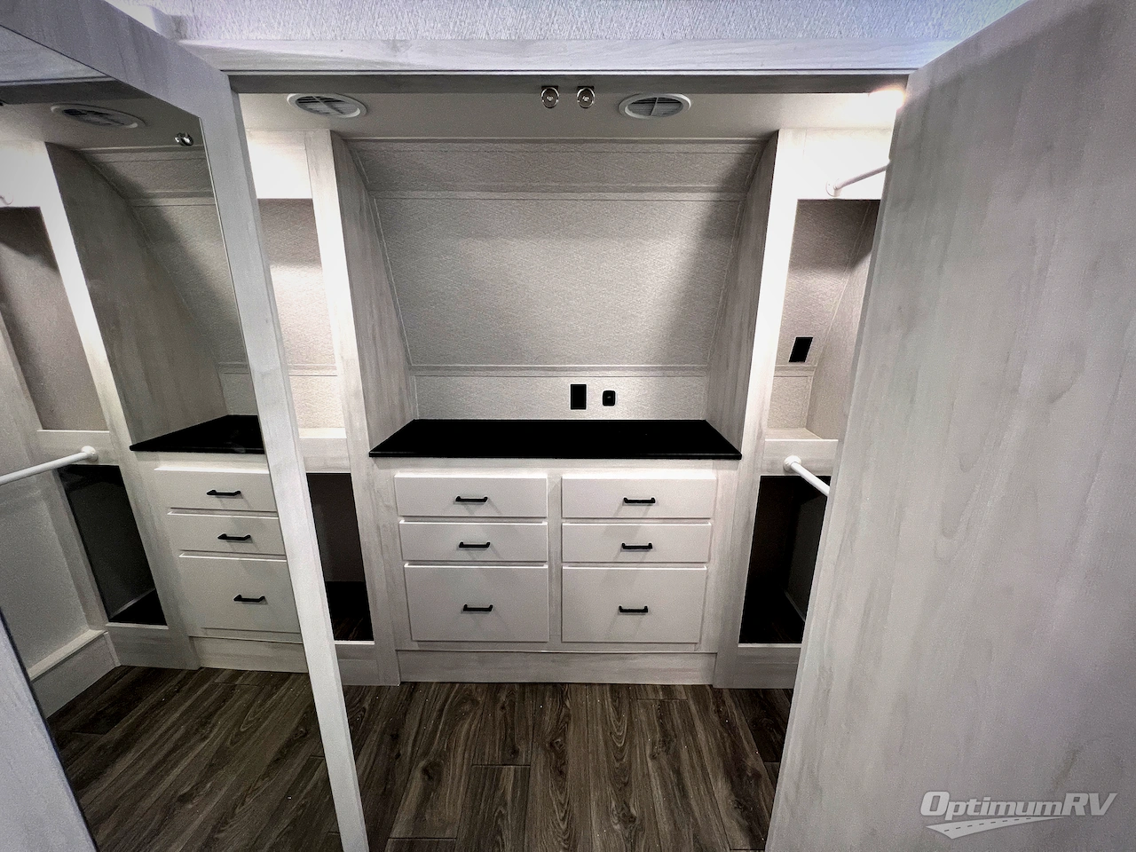 2026 East To West Ahara 395FB Photo 73