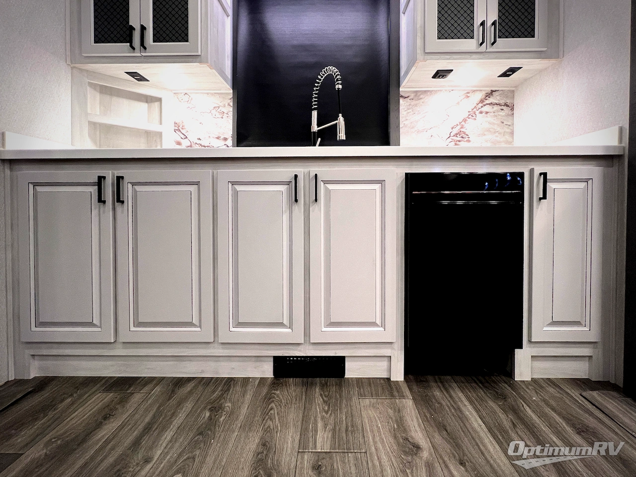 2026 East To West Ahara 395FB Photo 14