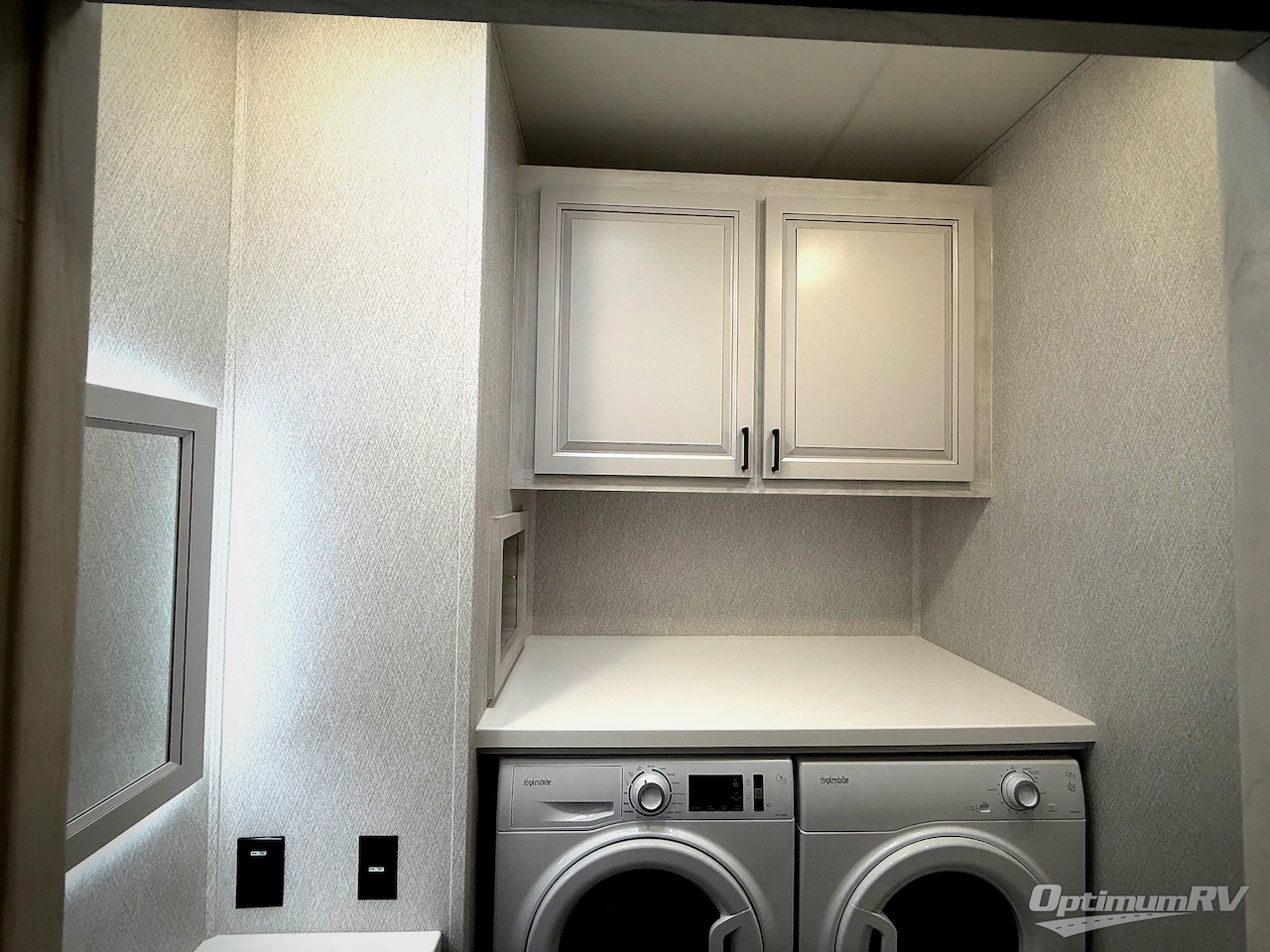 2026 East To West Ahara 395FB Photo 18