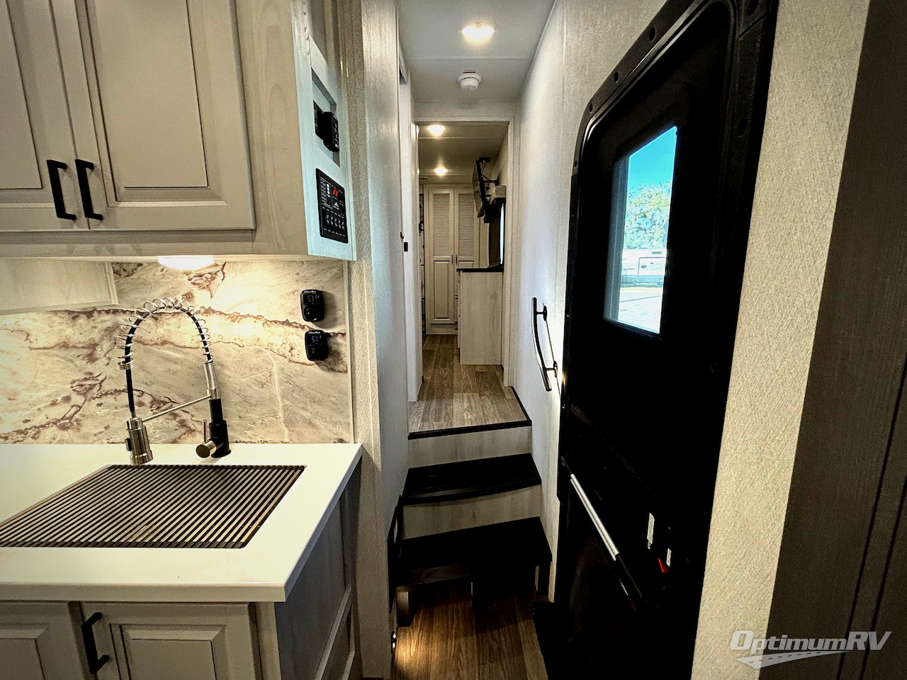 2026 East To West Ahara 297MK Photo 6