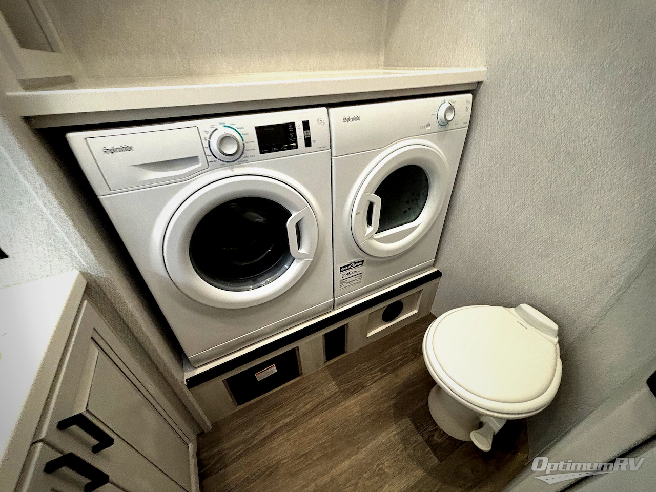 2026 East To West Ahara 395FB Photo 17