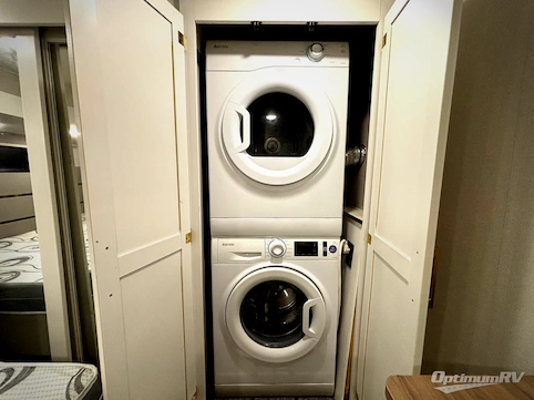 2022 Prime Time Crusader 335RLP RV Photo 3