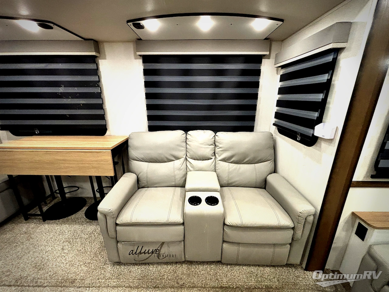 2022 Prime Time Crusader 335RLP Photo 18