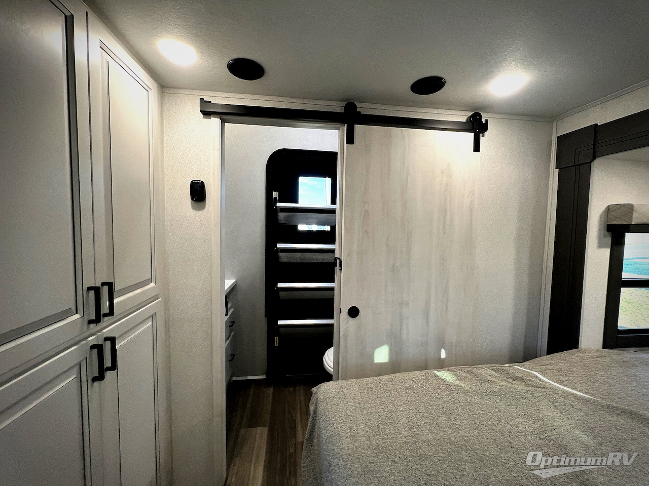 2026 East To West Ahara 385DS Photo 21