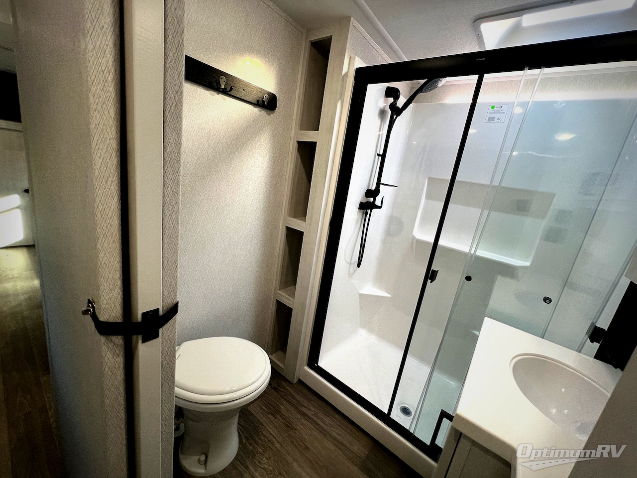 2026 East To West Ahara 385DS Photo 31