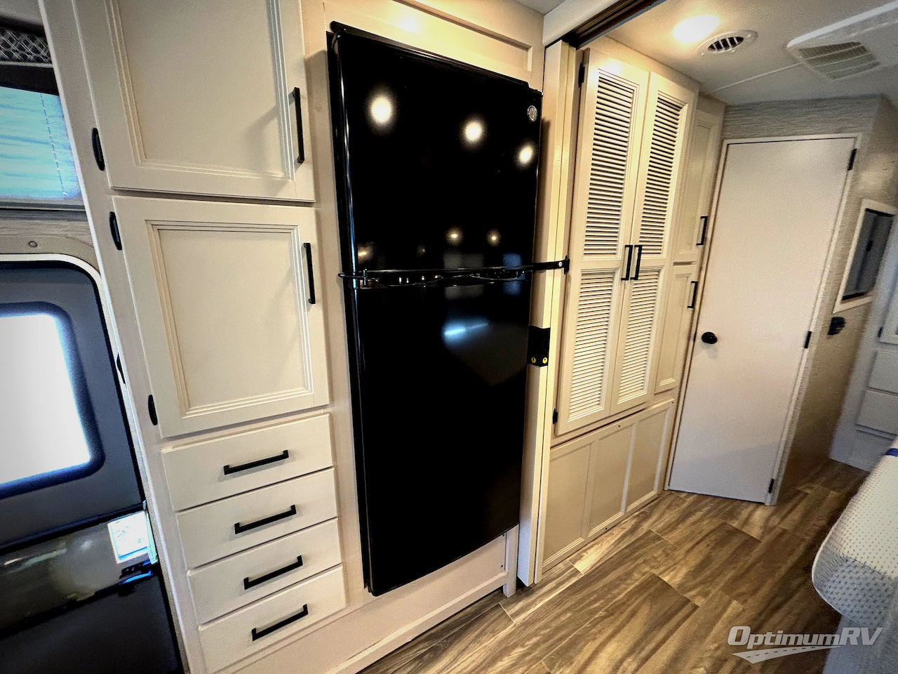 2023 Thor ACE 29G Photo 13