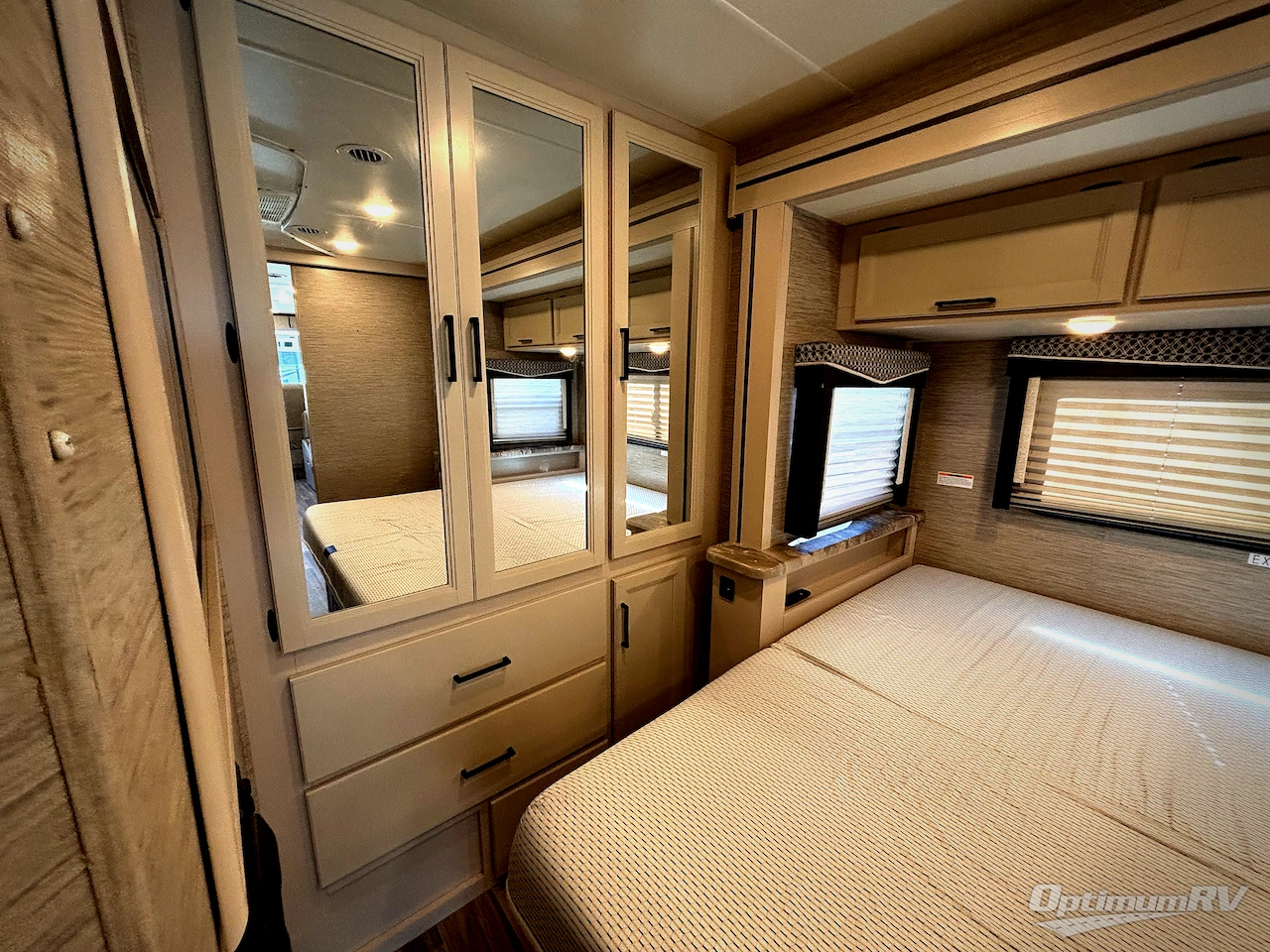 2023 Thor ACE 29G Photo 19