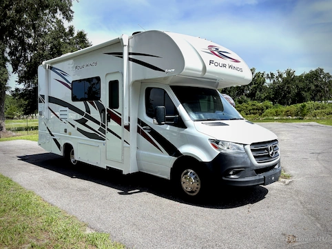 Used 2023 Thor Four Winds 24LT Featured Photo