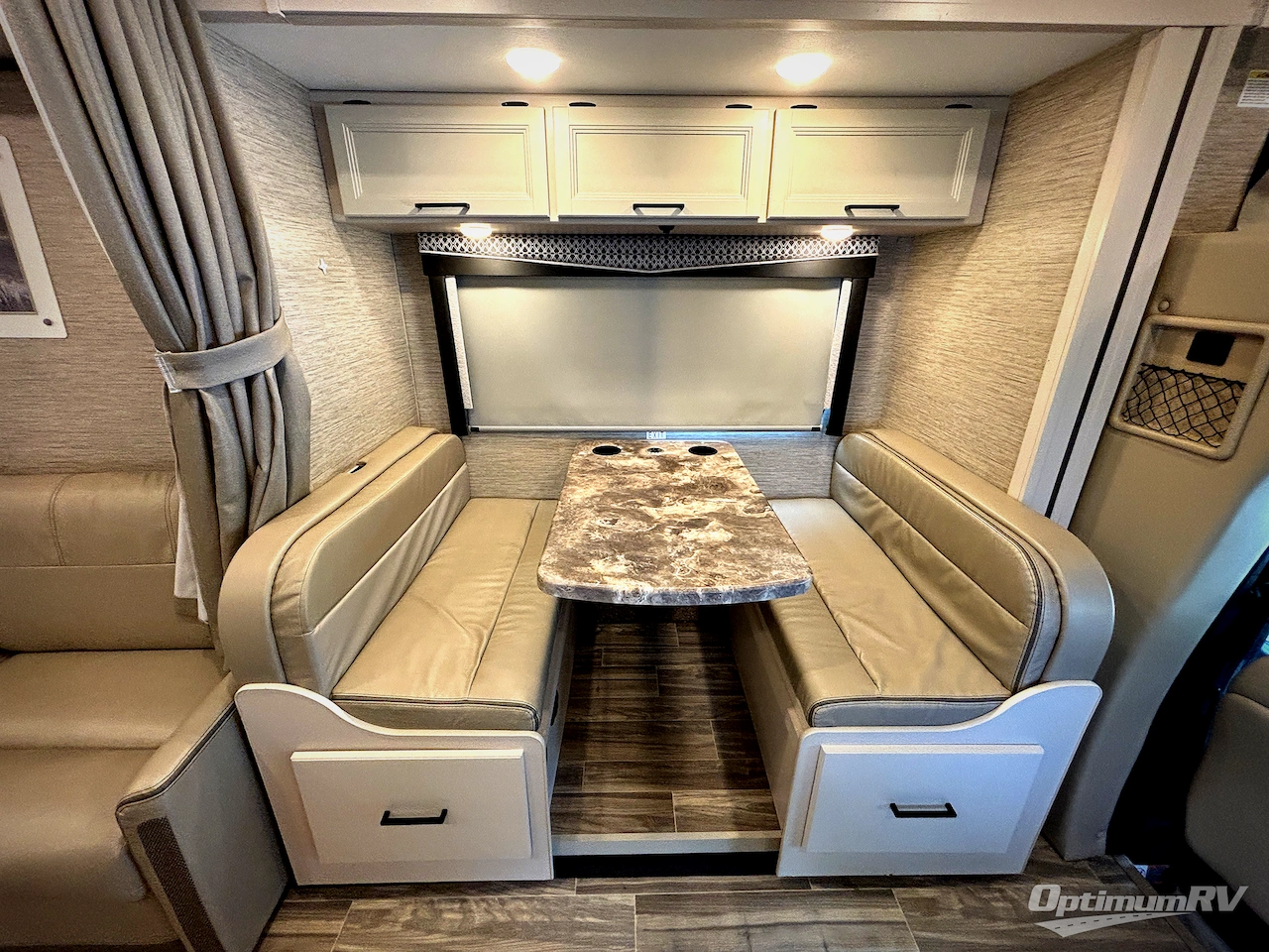 2023 Thor Four Winds 24LT Photo 14