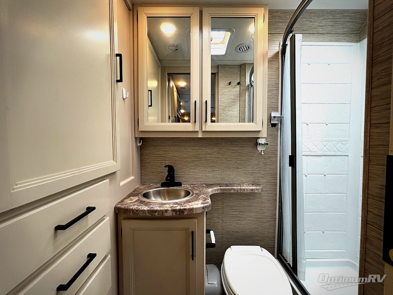 2023 Thor Four Winds 24LT Photo 17