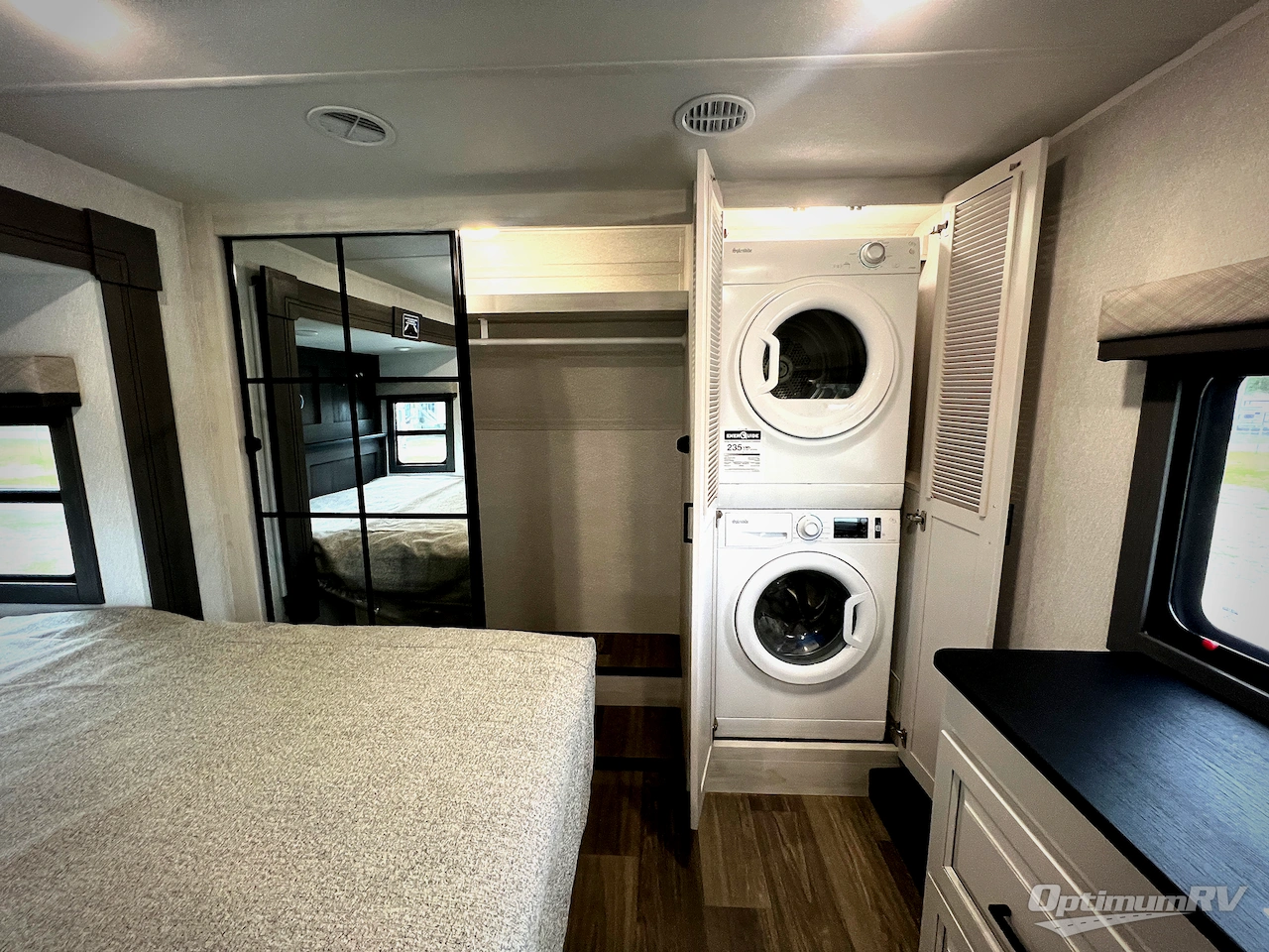 2026 East To West Ahara 385DS Photo 22