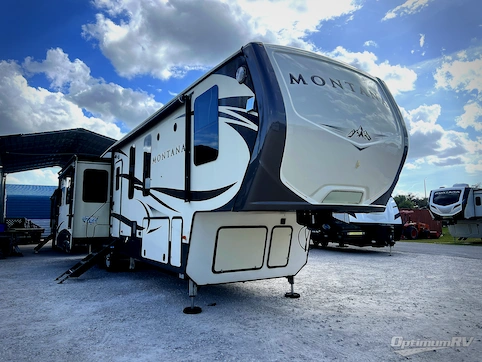 Used 2017 Keystone Montana 3950BR Featured Photo